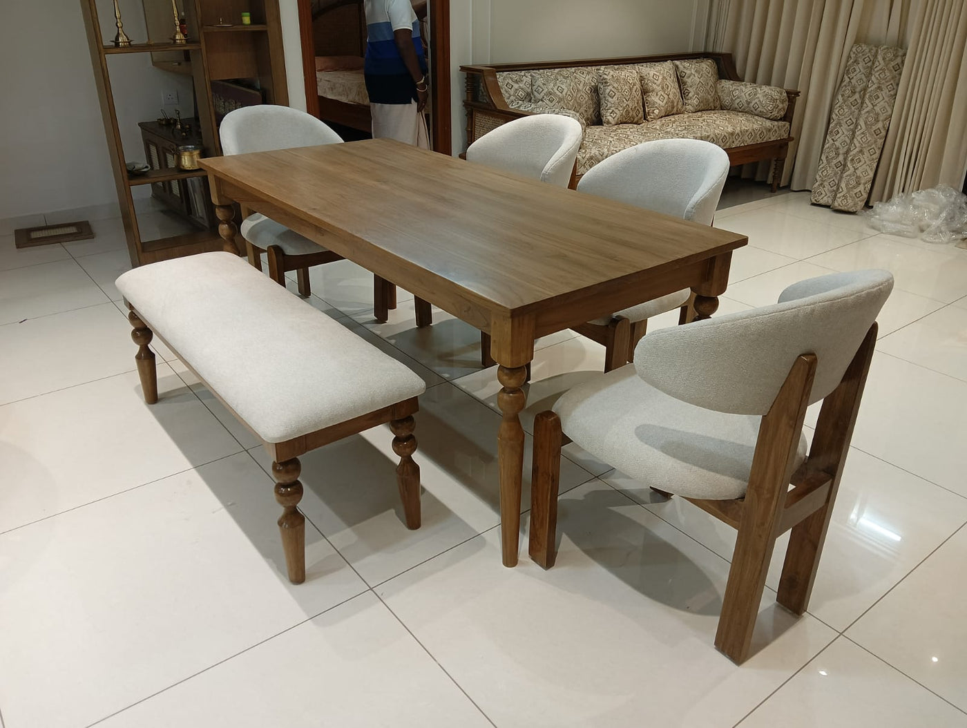 Dining & Gathering Spaces