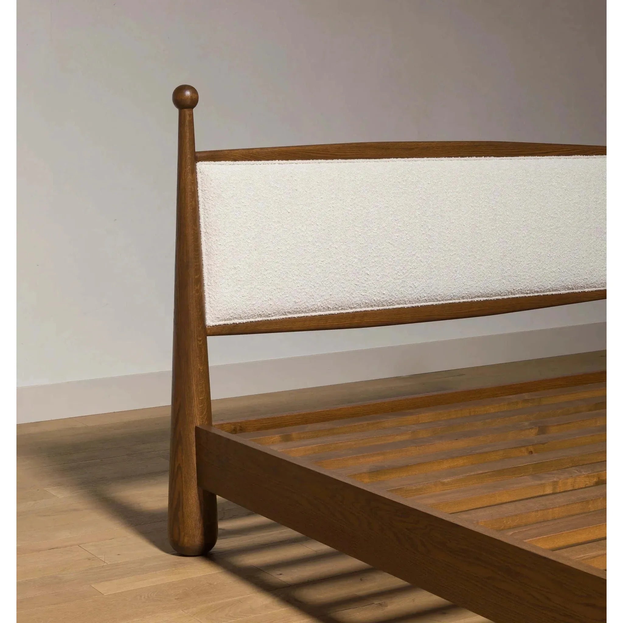 Unique Teak Bed Frame: Modern & Sophisticated Design