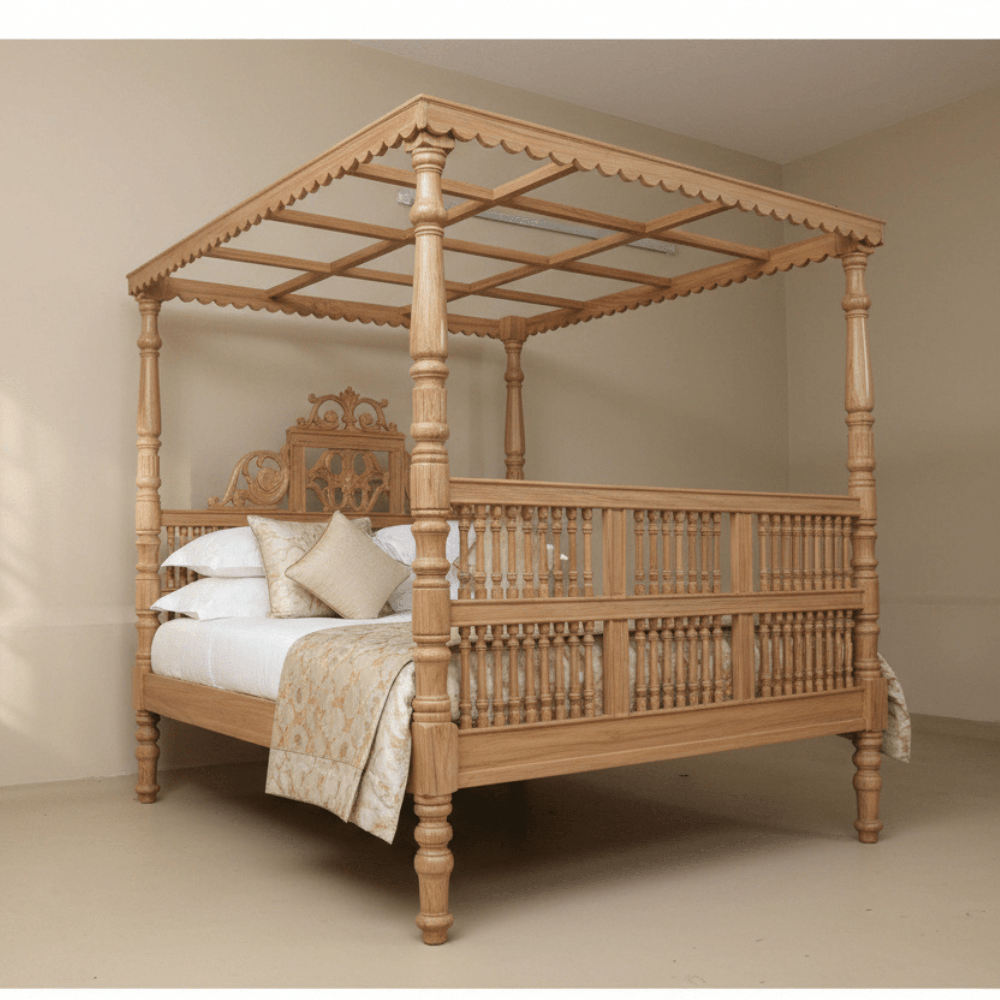 Traditional royal canopy bed made from solid teak wood