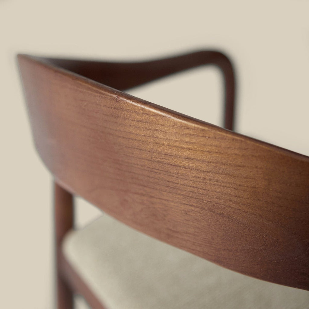 curve-back-solid-teak-dining-chair