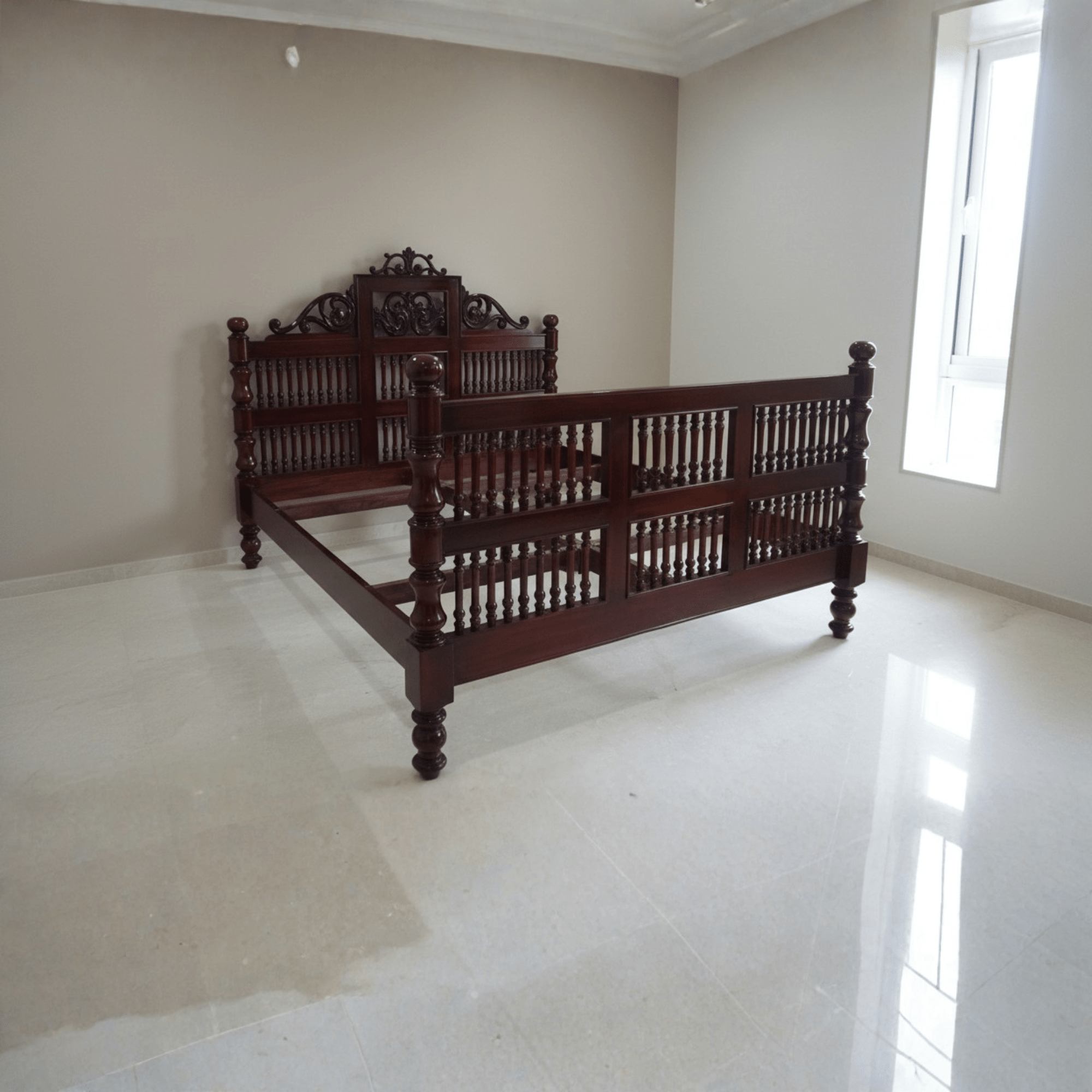 Traditional solid teak wood footboard with spindle detailing