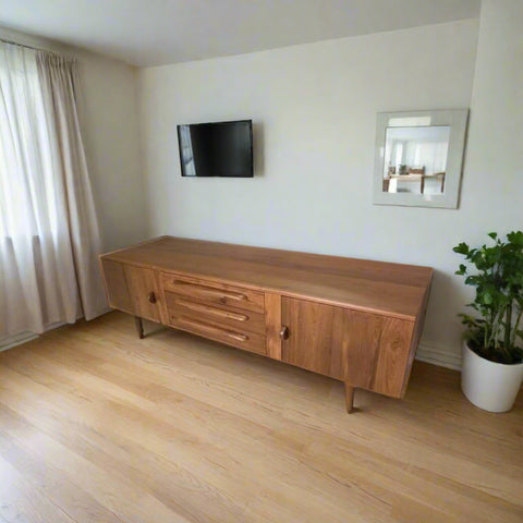 Teak TV Cabinet TVC - 137 - TimberCraft