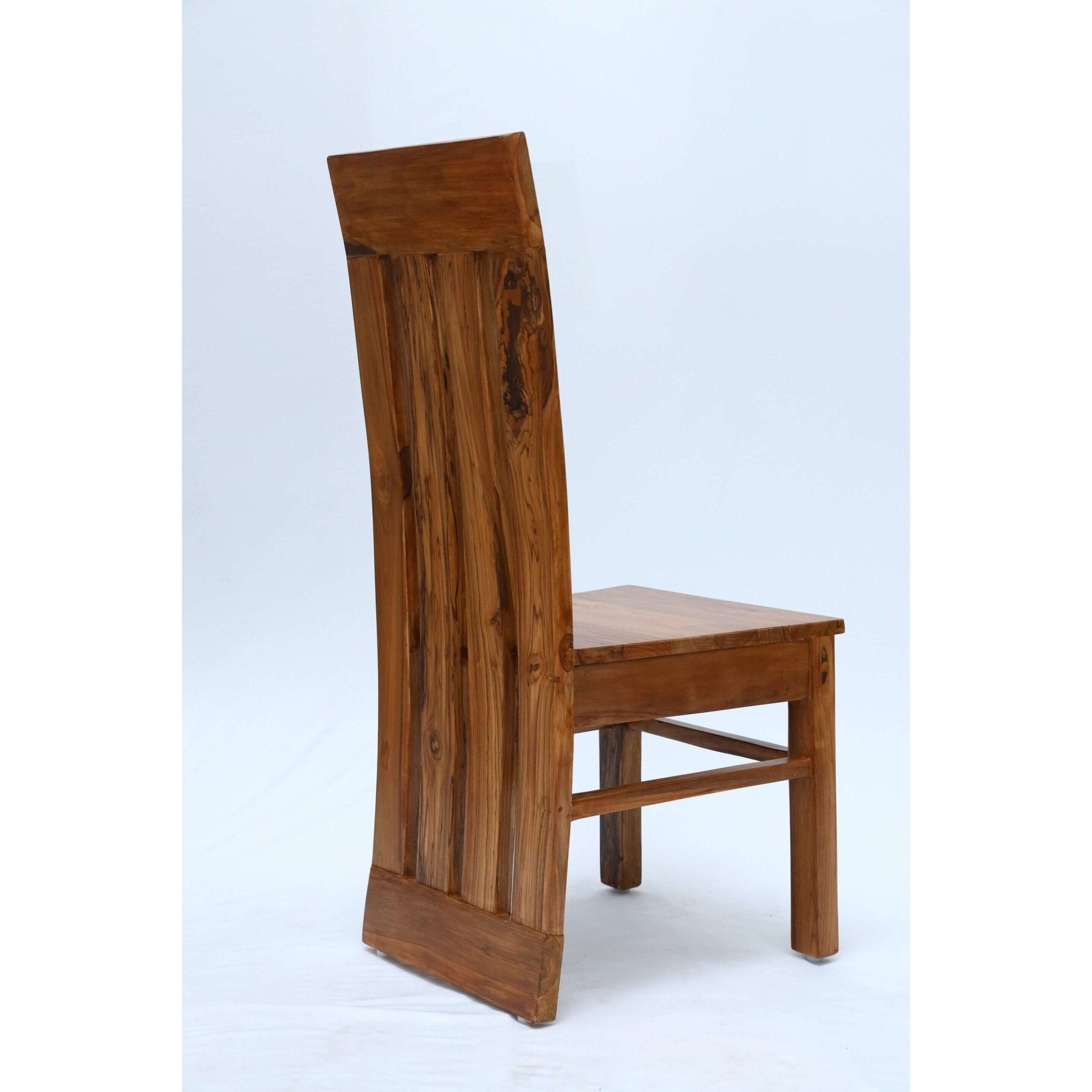 Teak wood dining chair with a wide backrest tch-2101